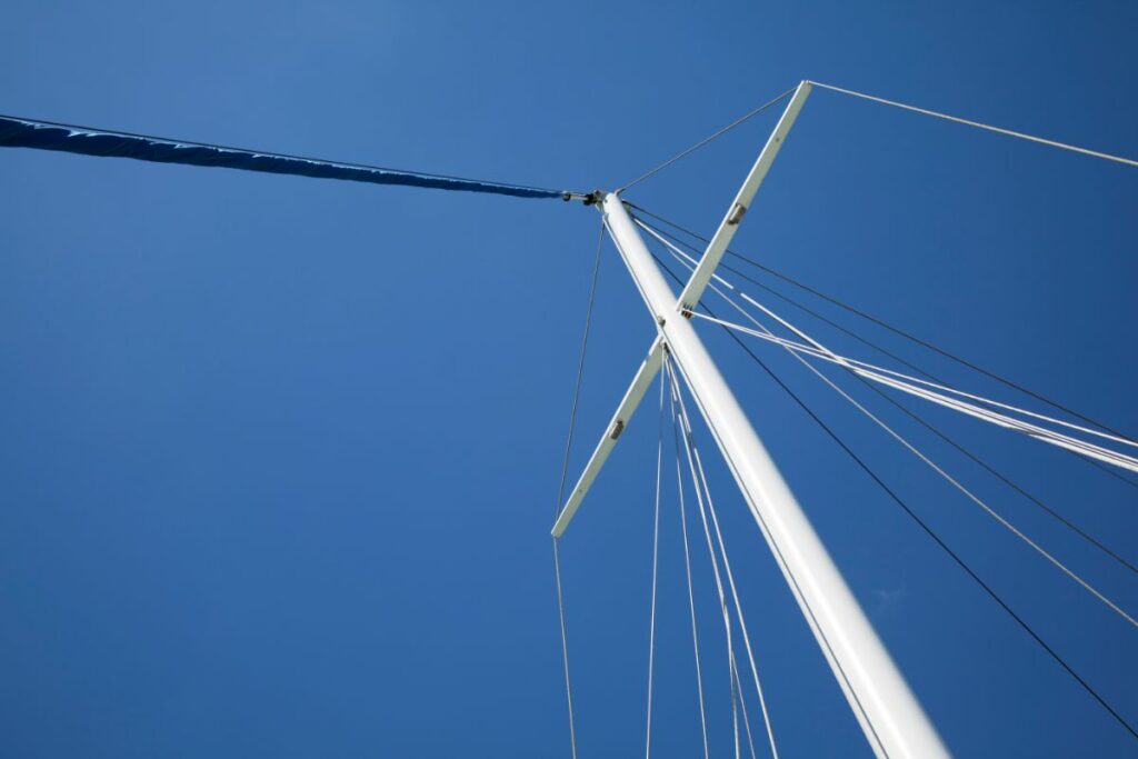 mast on a sailboat